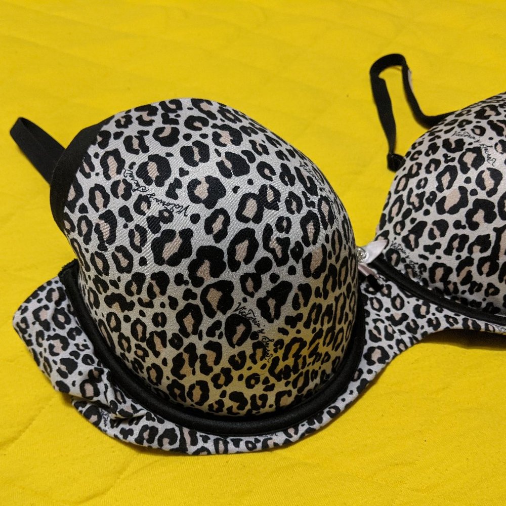 Victoria's Secret Body By Victoria Lined Demi Bra 36 D Cheetah Leopard GUC